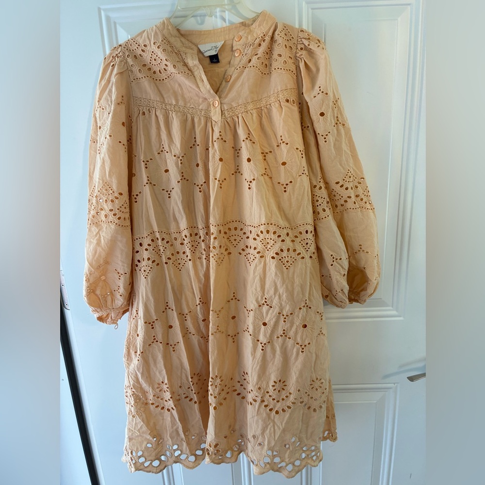 Universal Thread Peach Eyelet Midi Dress